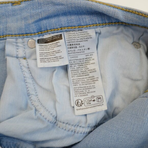 Levi's Boyfriend Light Blue Denim Mid Rise Jeans Whisker 36 / 27.5 Tagged 32/27 - Picture 8 of 9